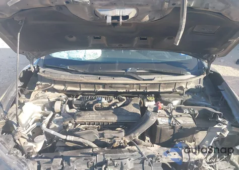 2020 Nissan Rogue Sv Fwd z USA, uszkodzony, nr VIN KNMAT2MT5LP514675